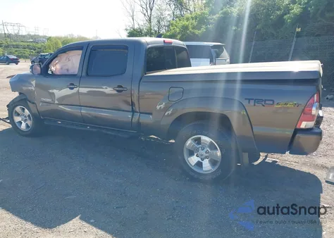 2015 Toyota Tacoma Base V6 из США, поврежденный, VIN 3TMMU4FN5FM082376